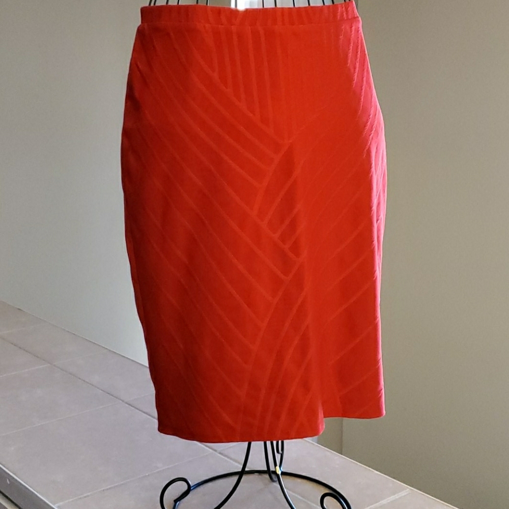 DRESSY ASHLEY STEWART RED SKIRT 14/16W